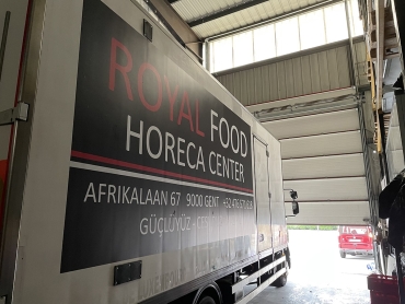 Vrachtwagen Belettering